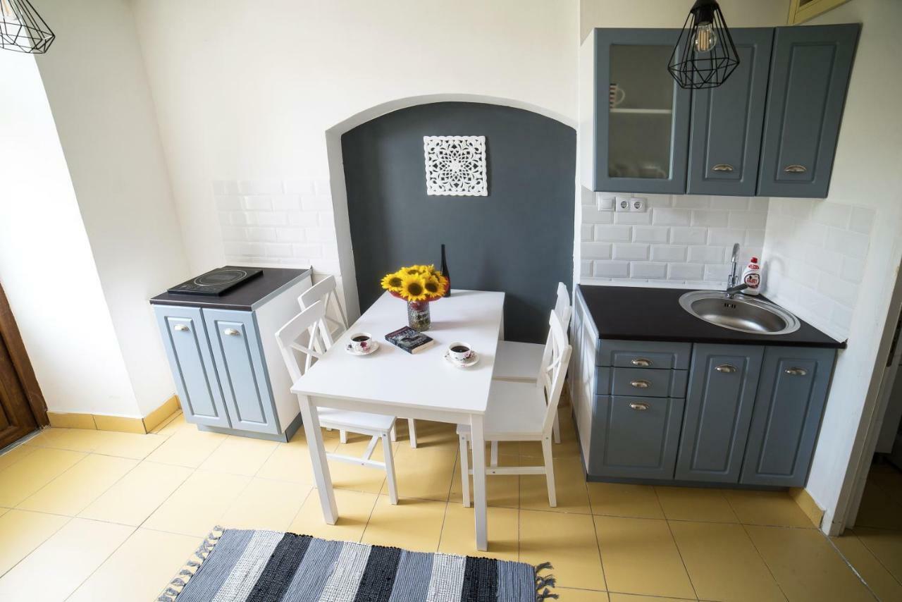 Ultra Central Apartment Cluj-Napoca Ngoại thất bức ảnh